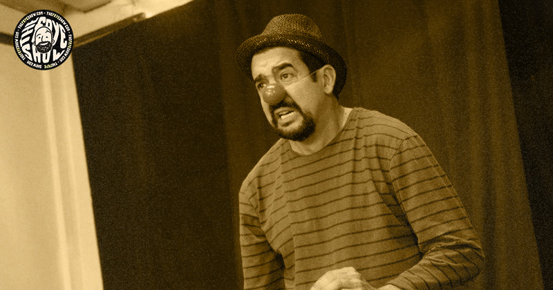 Diego Parra comediante y founder de Katharsis en el podcast The Frye Show de creatividad